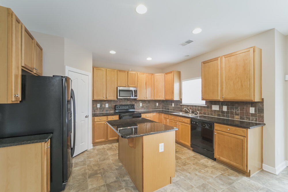 Building Photo - 2865 Island Point Dr NW