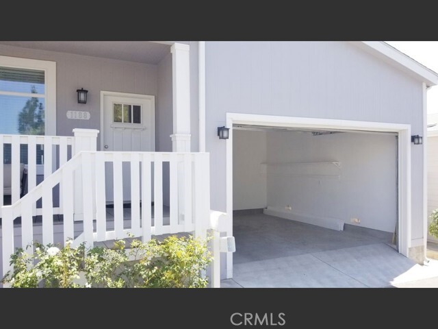 Building Photo - 1188 Aztec