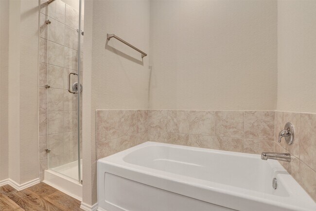 Building Photo - 13845 Rock Island Trl