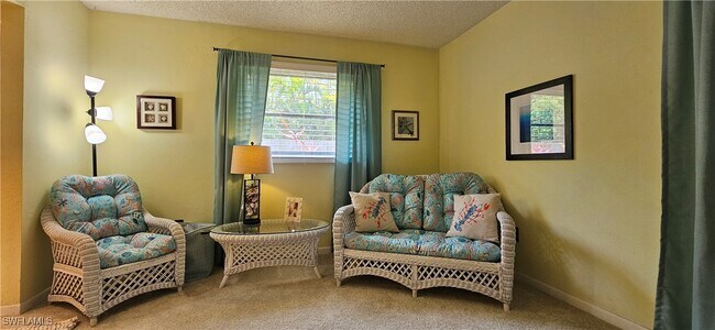 Building Photo - 237 SW 48th Terrace