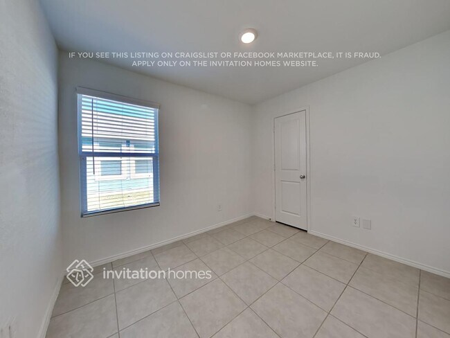 Building Photo - 3028 Wallace Wls Ct