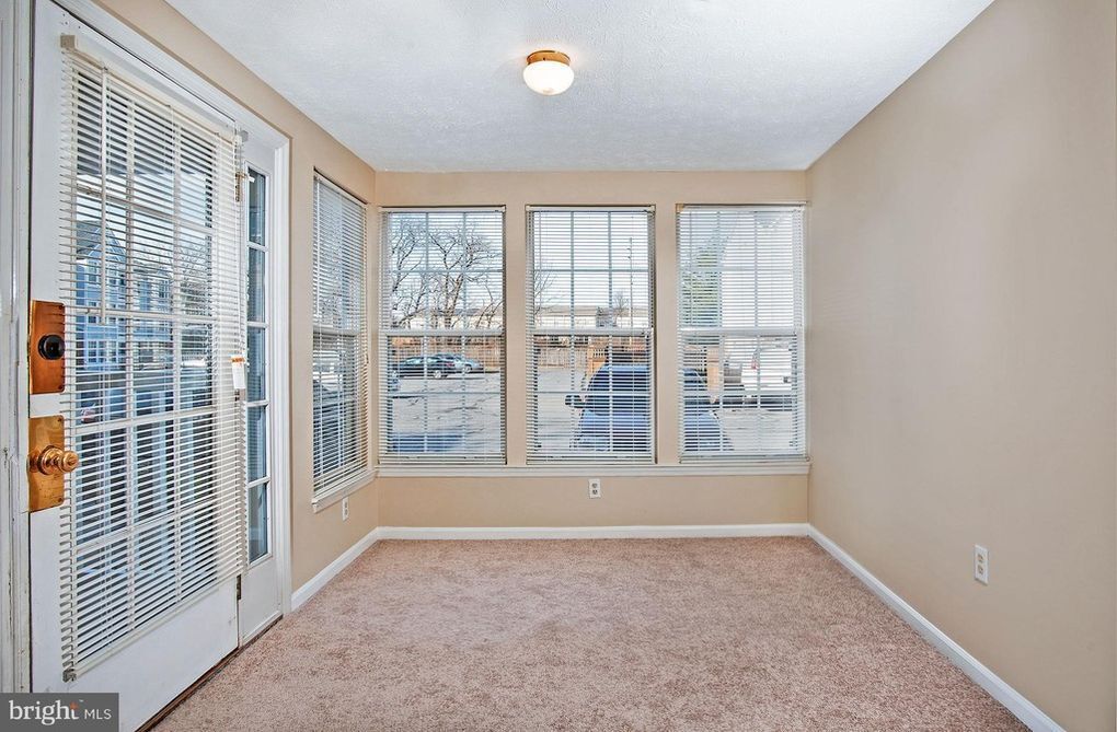 Building Photo - 611 Himes Ave