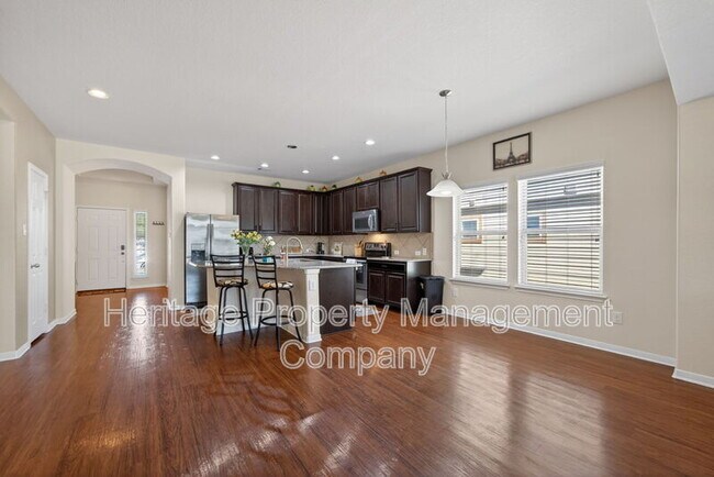 Building Photo - 147 Brook View