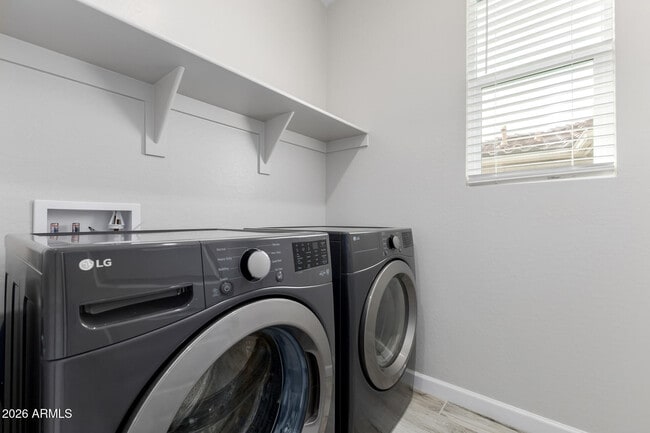 Building Photo - 21114 N 58th St