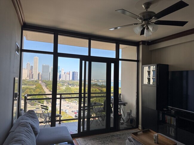 Building Photo - 233 E 13th St