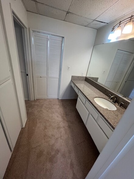 Building Photo - 7211 Cozycroft Ave