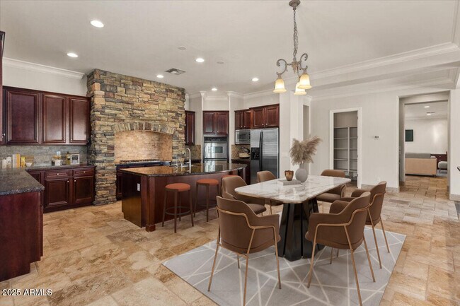 Building Photo - 3410 E Vallejo Ct