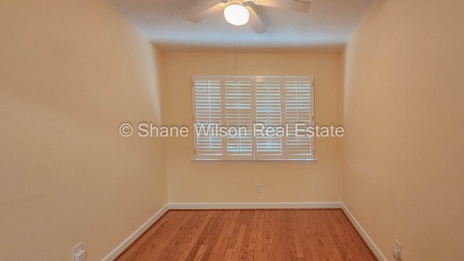 Building Photo - Spacious 3-Bed, 3-Bath Condo in Dalton