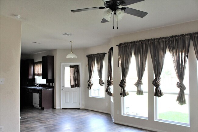 Building Photo - 3006 Teak Forest Trail