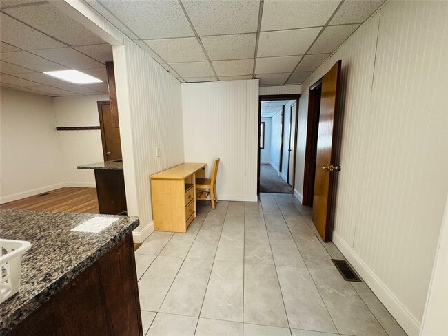 Building Photo - 157 Harry L Dr