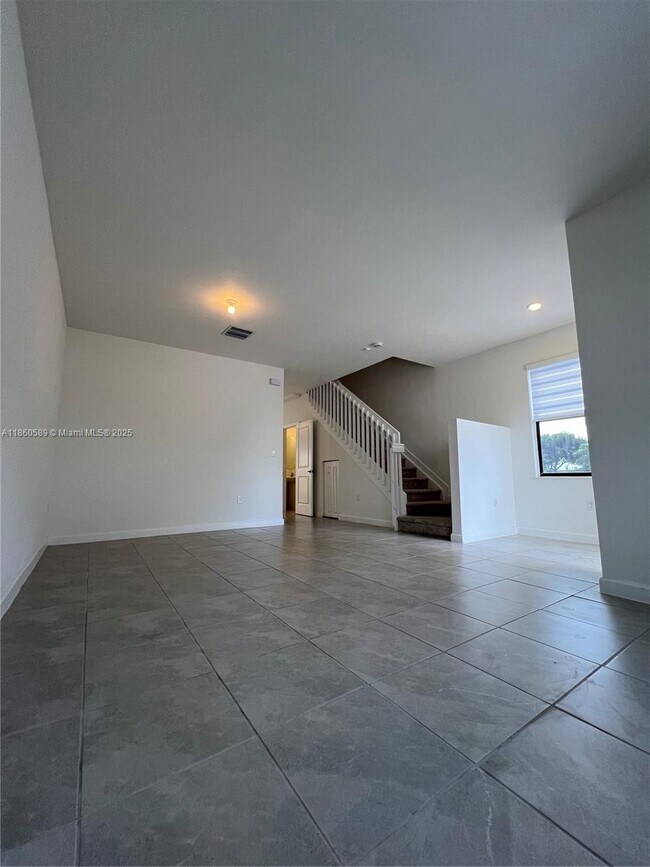 Building Photo - 12725 SW 234th Ter