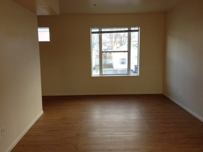 Interior Photo - White River Village