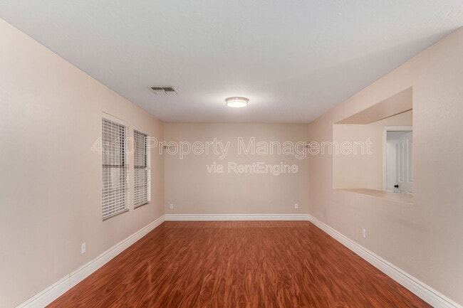 Building Photo - 3748 E Betsy Ln