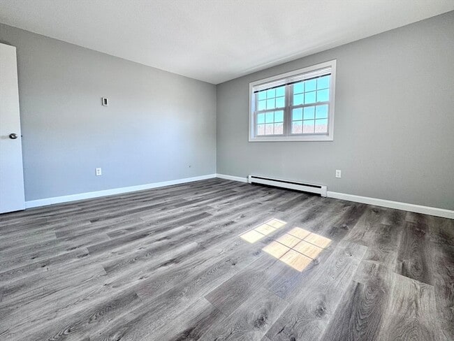 Building Photo - 17 Old Colony Ln