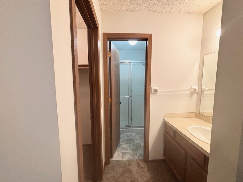 Building Photo - 6269 Magda Dr