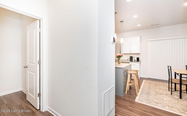 Building Photo - 6411 Colome Dr