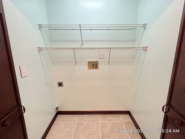 Building Photo - Gorgeous Highland Lakes Home