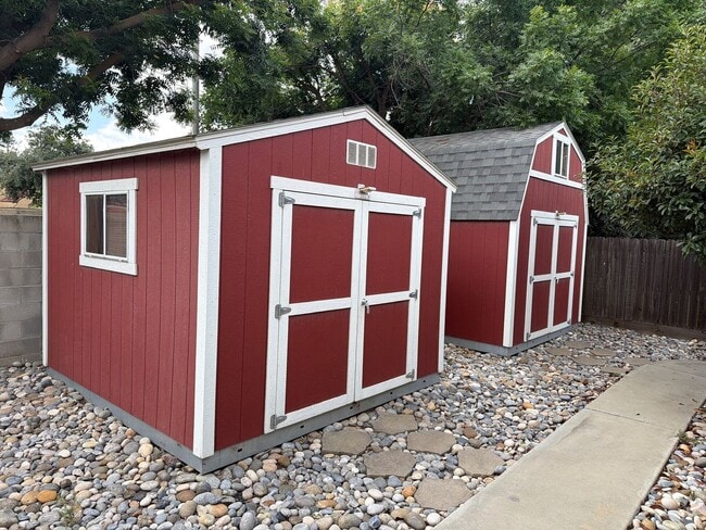 Building Photo - 1849 Malvasia Ave