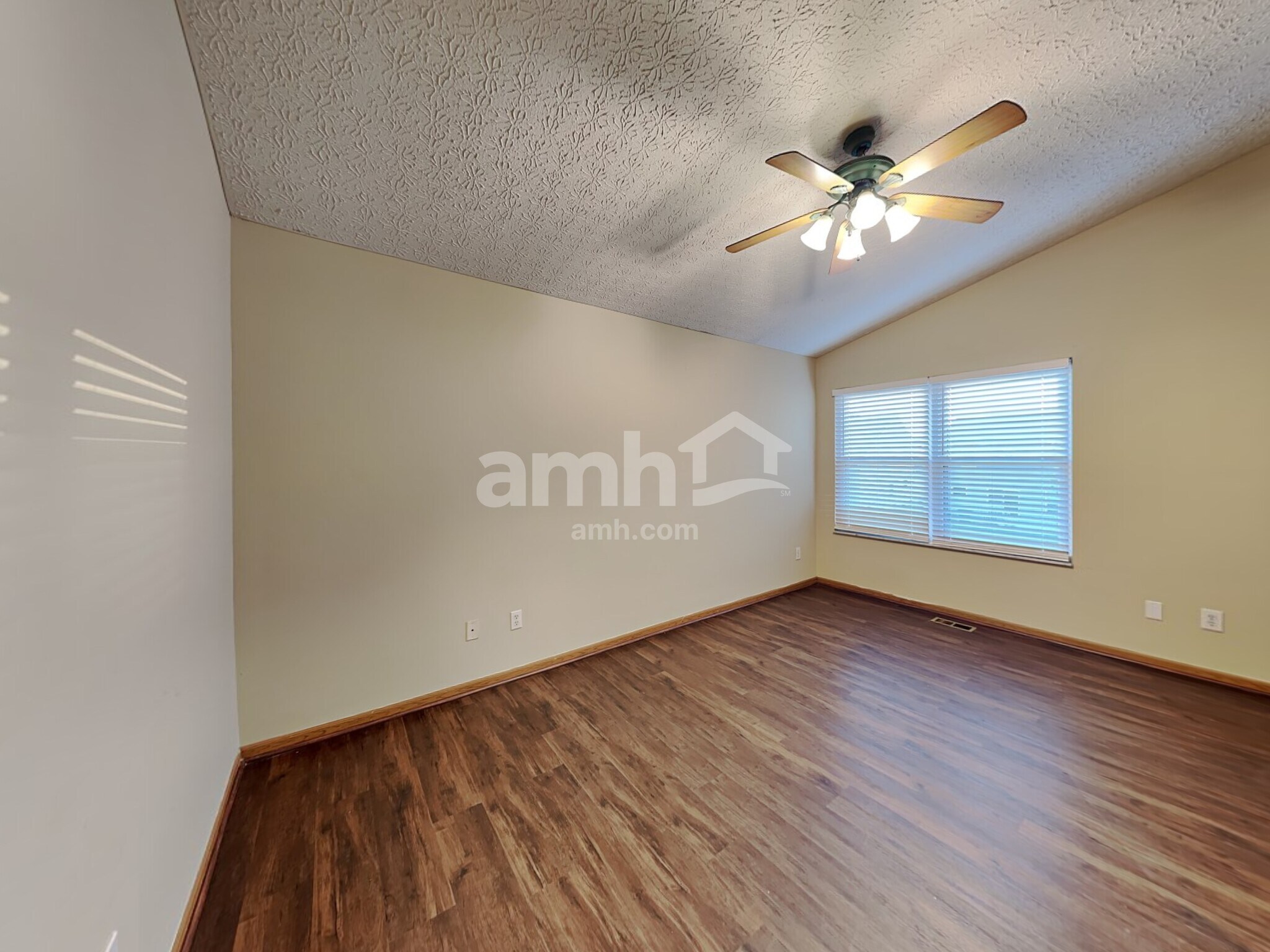 Building Photo - 3417 Hail Ridge Dr