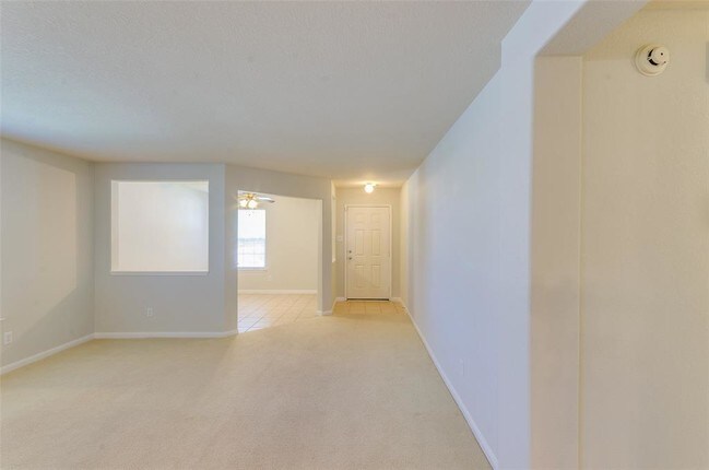 Building Photo - 3302 Legends Landing Dr