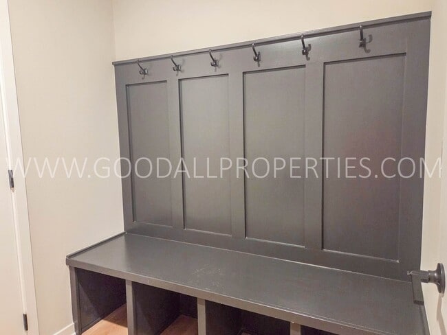 Building Photo - Enjoy new construction living in a prime Norwalk location!