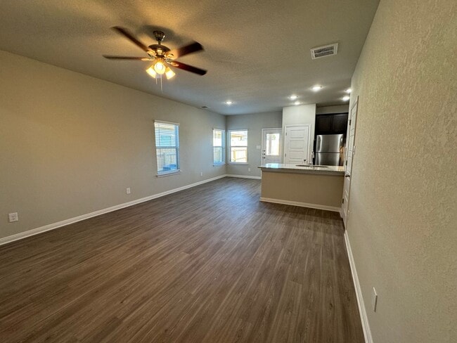 Building Photo - Luxury 3/2.5 2 Story Townhouse in NBTX