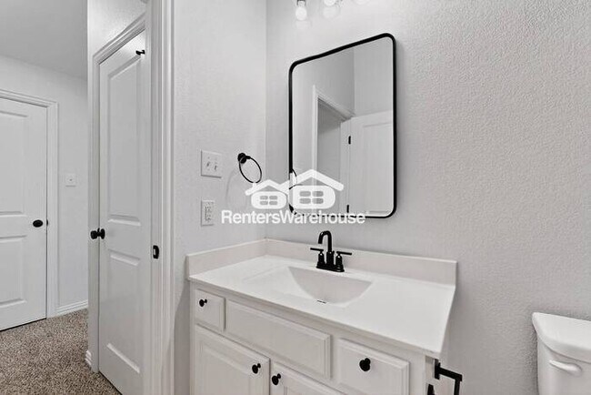 Building Photo - MOVE IN READY - 4BED/3BATH - LITTLE ELM, T...