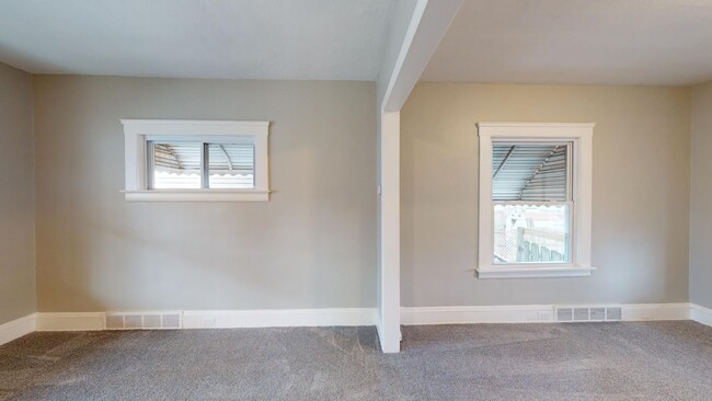 Building Photo - LEASE TO OWN your home! - 3 Bed / 1 Bath i...