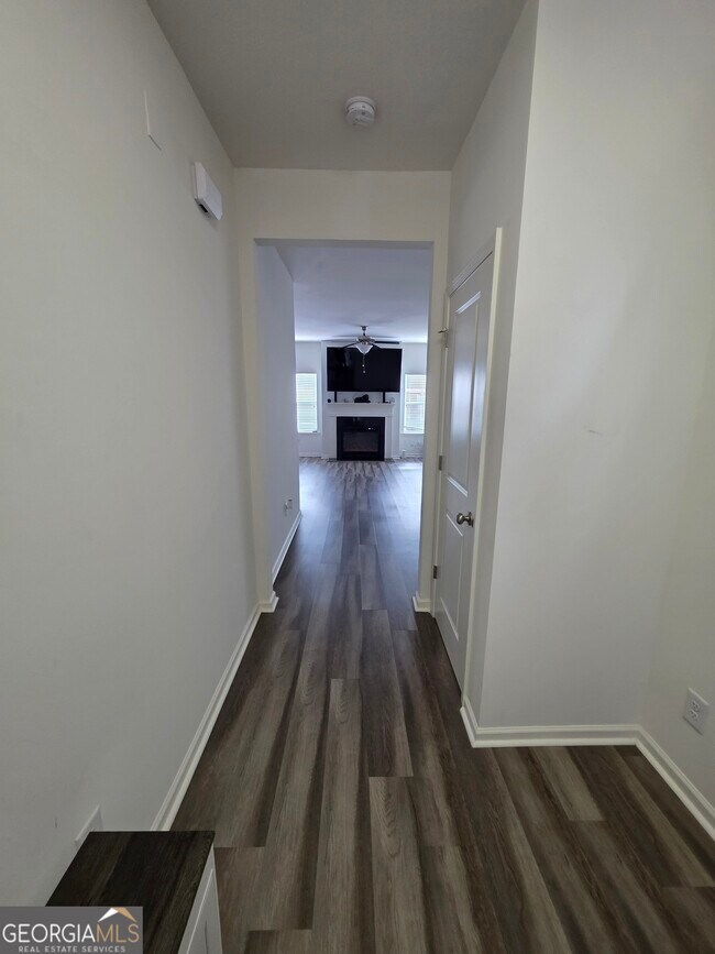 Building Photo - 5243 Mill Way