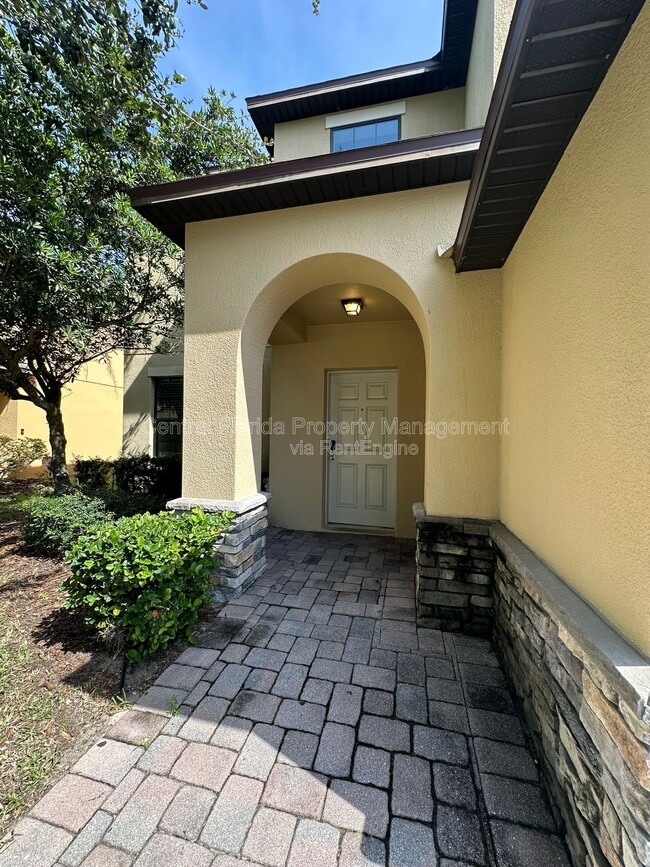 Building Photo - 1025 Cypress Pointe Blvd