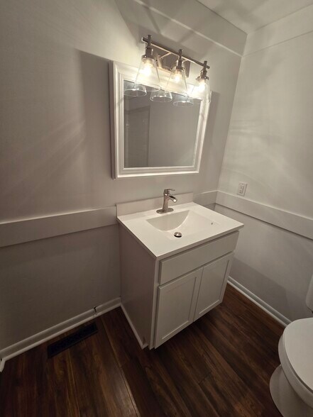 New Bathroom - 23118 Argos Corner Rd