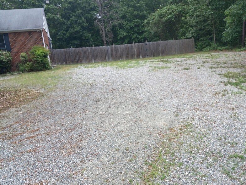 Building Photo - 1219 Cherrystone Ave
