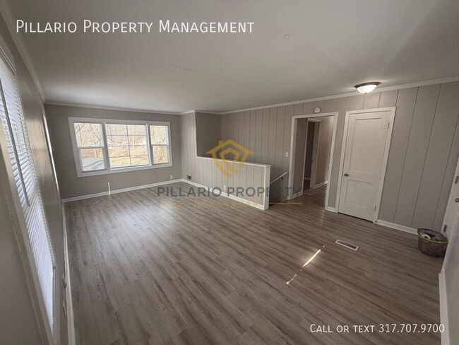 Building Photo - 2338 W 9th St