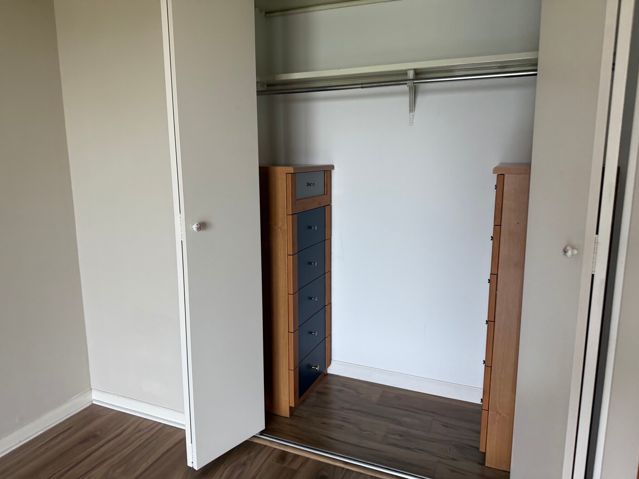Building Photo - 21139 Valley Forge Cir