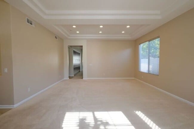 Building Photo - Stunning 3 bedroom home in San Clemente