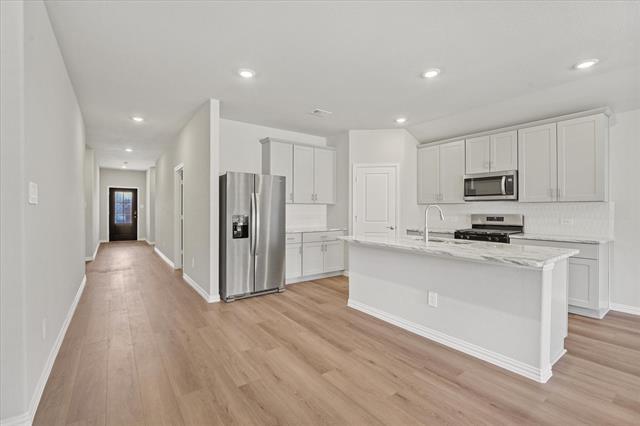 Building Photo - 522 River Rdg Dr