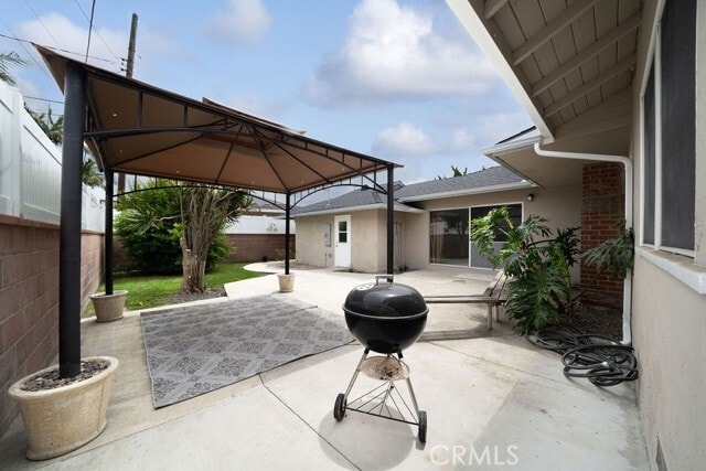 Building Photo - 2542 Vuelta Grande Ave