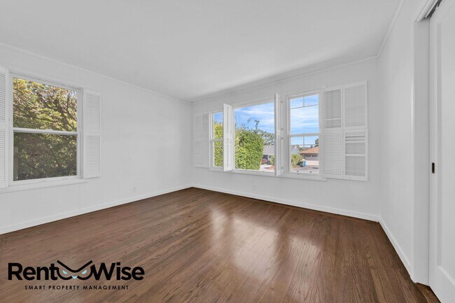 Building Photo - 612 Barneson Ave