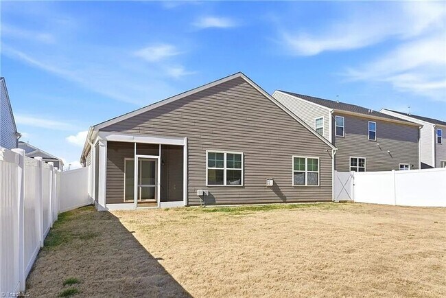 Building Photo - 4608 Reedy Creek Farm Cir