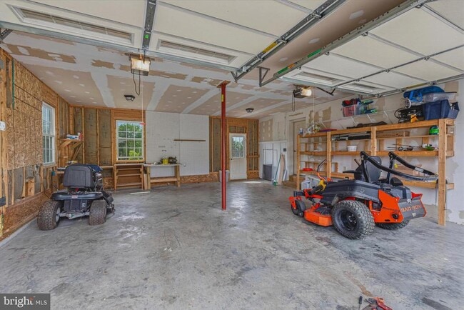 Building Photo - 40923 Browns Ln