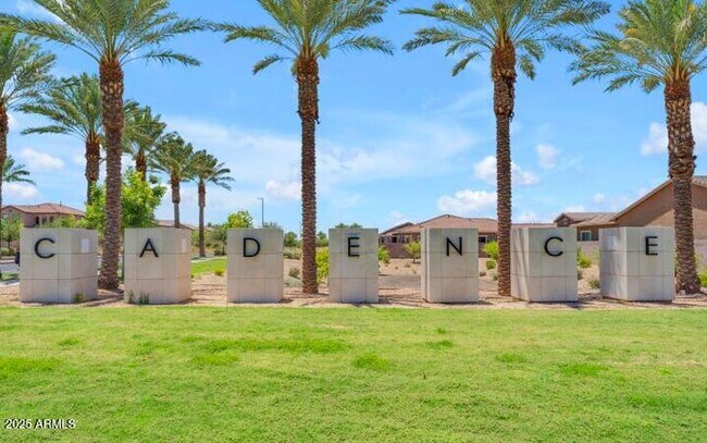 Building Photo - 10029 E Tahoe Ave