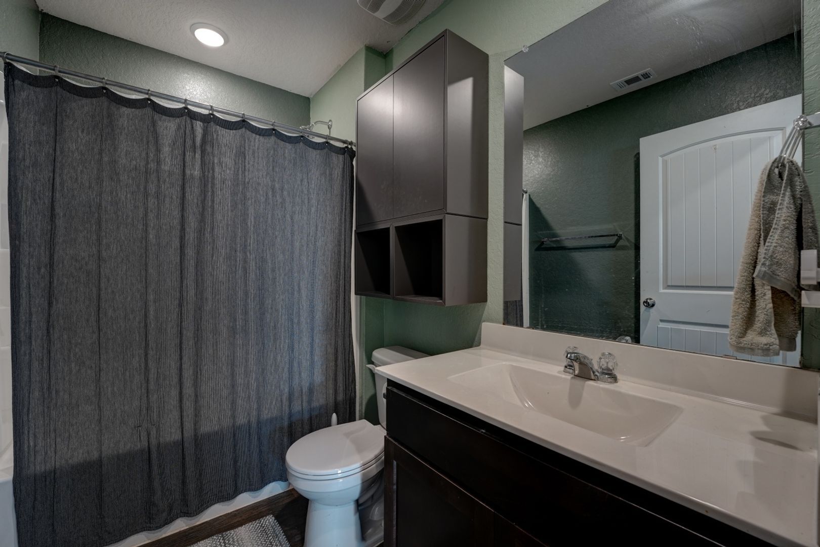 Building Photo - 153 Roanwood Dr