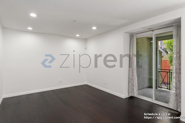 Building Photo - 4952 Haight Terrace