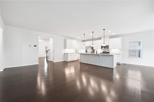 Building Photo - 3005 Eagle Ridge Dr