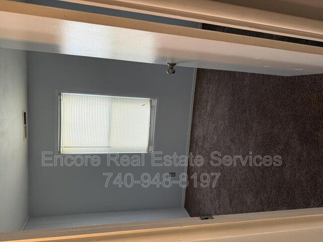 Building Photo - 545 Seneca Dr