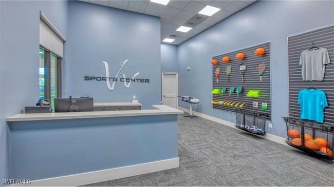 Building Photo - 18311 Ridgeline Dr