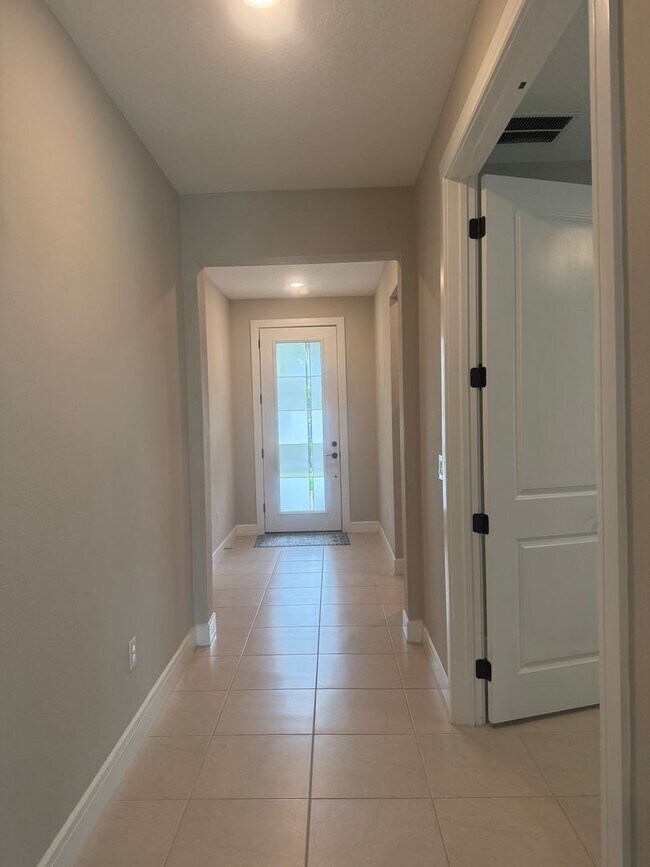 Building Photo - Lakeview Living with Bonus Flex Space & Resort-Style Amenities