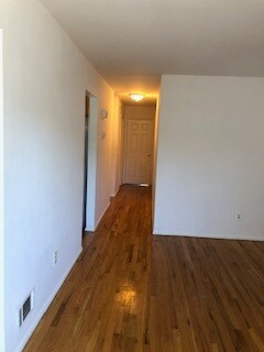Building Photo - 64 Forrest St