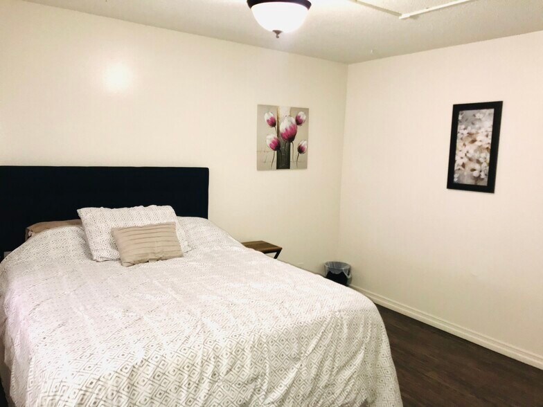 Bedroom #2 - 324 E Spruce Ave