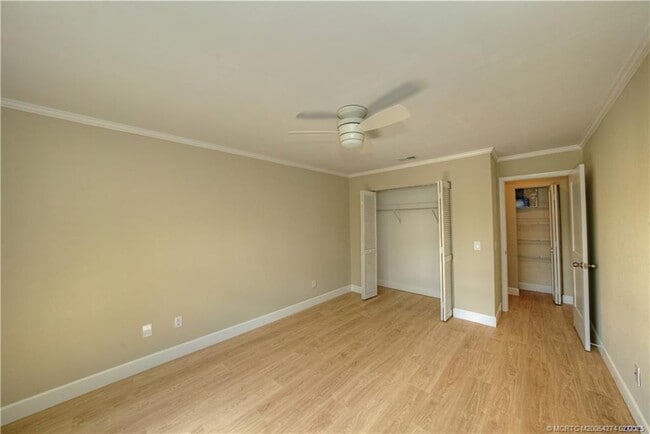 Building Photo - 8164 SE Croft Cir